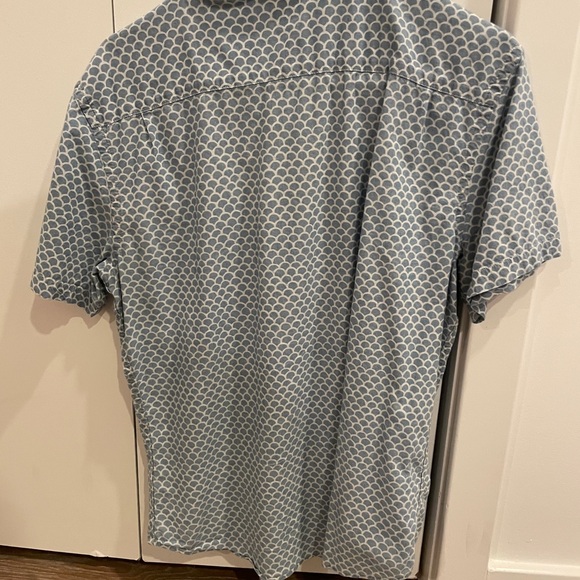 Short sleeve button up men’s small faherty shirt - Picture 4 of 5